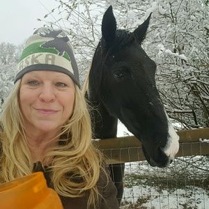 Meet your Posher, Caroline